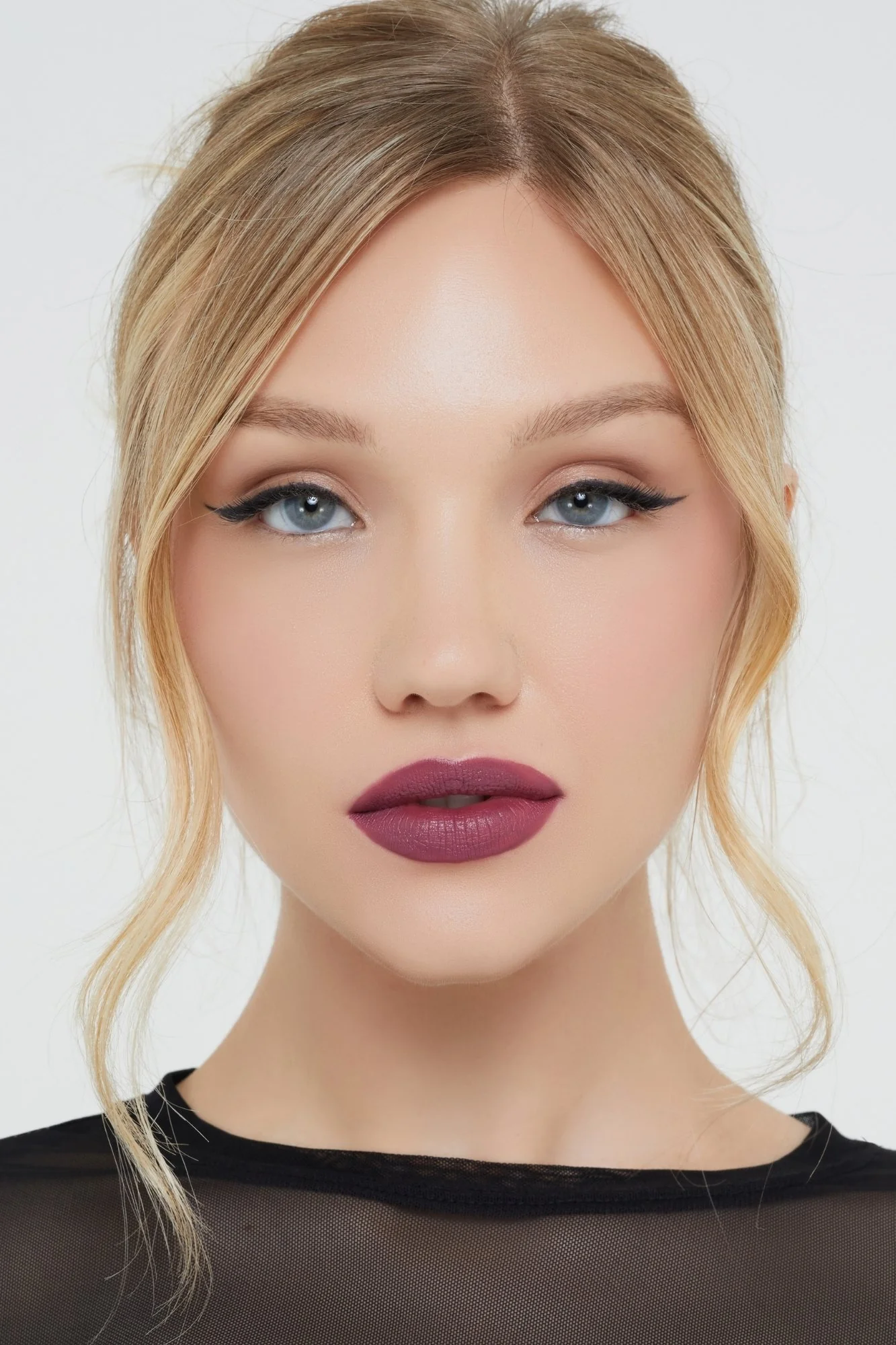 Velvet Grip Liquid Lip [PIXIE WING] - Image 2